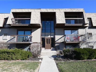 9601 Sunrise Blvd, North Royalton, OH, 44133