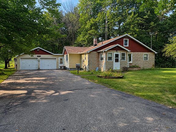 2nd image of 627 WALLACE PLACE