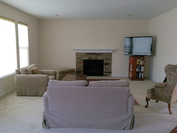 3rd image of 1093 Sophia Dr