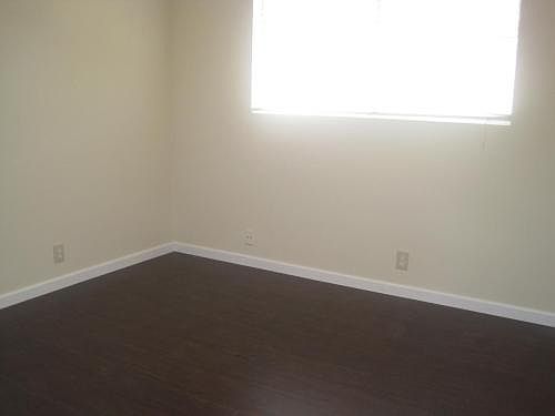 2nd image of 6224 Loma Ave