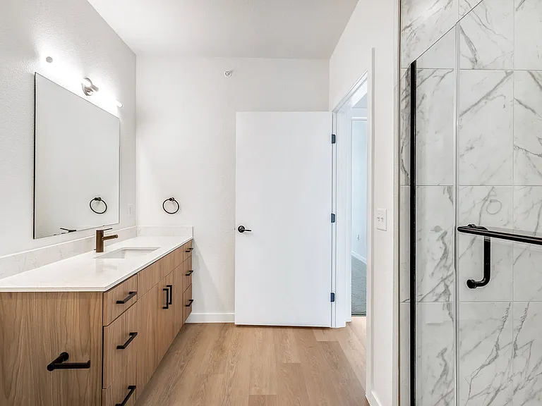 Oso Apartments — Photo 128