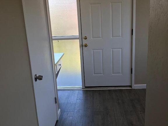 3rd image of 23 N Ellsworth Ave