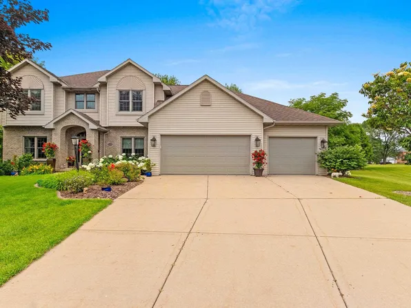 1108 Hoks Ridge Ln, De Pere, WI 54115