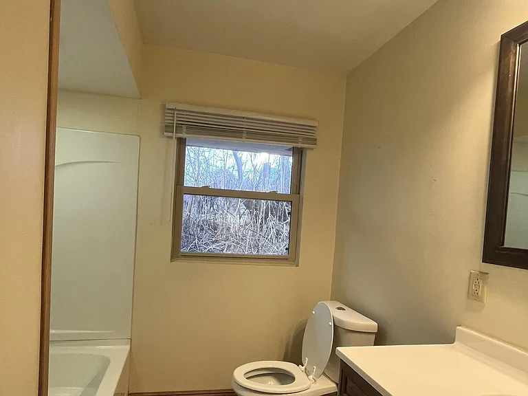 1695 Newark Rd — Photo 9