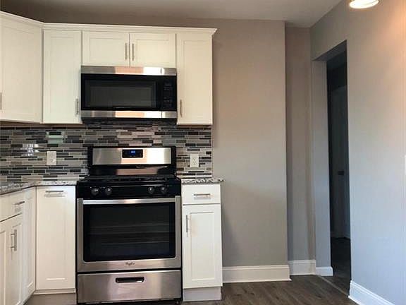 5th image of 4511 Grantwood Dr