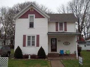 705 S Main St, Pontiac, IL 61764