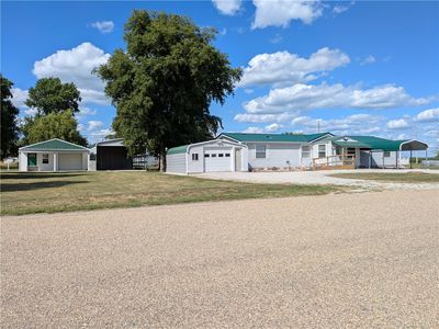 107 W Crawford St, Metcalf, IL, 61940