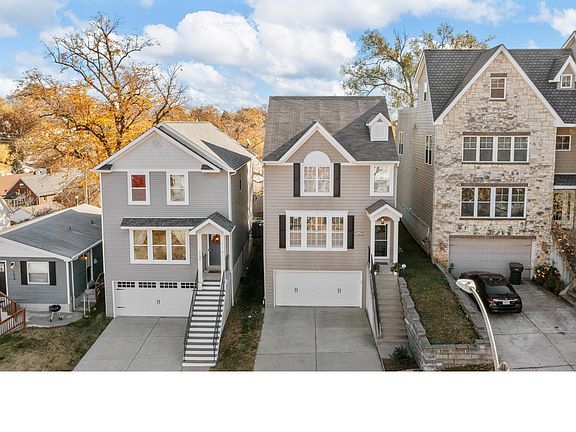 3rd image of 1540 Fairmount Ave