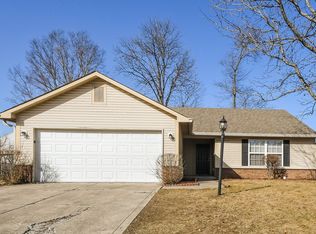 2946 Hazelview Ln, Indianapolis, IN 46268