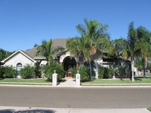 1st image of 6203 N 42nd Ln