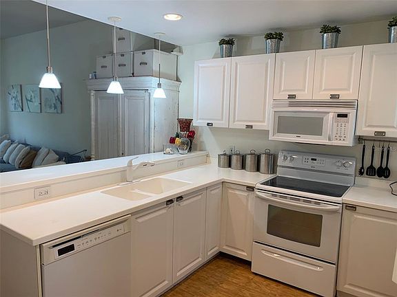 3rd image of 3605 54th Dr W Unit 103