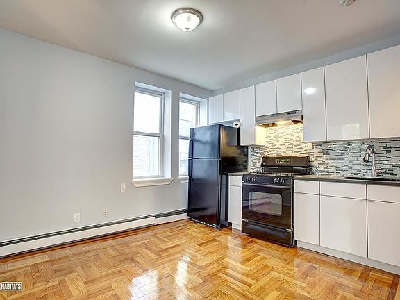 2nd image of 685 E 226th St APT 3