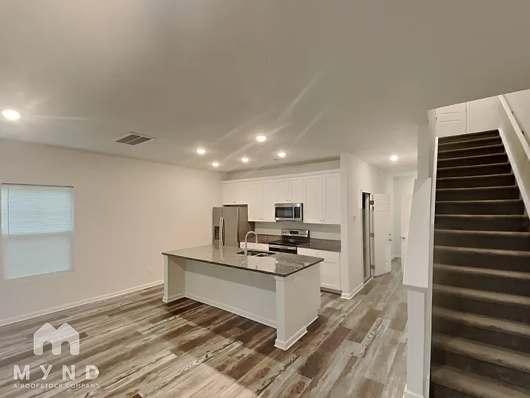 476 Gray St #A — Photo 5