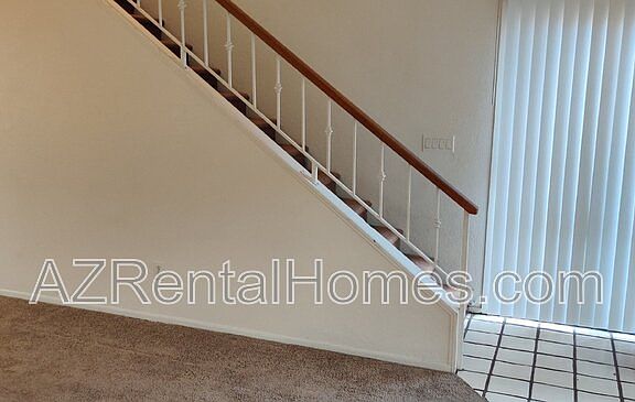 4th image of 819 N College Ave Unit I121