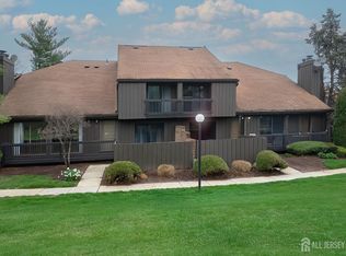 476 Westgate Dr, Edison, NJ