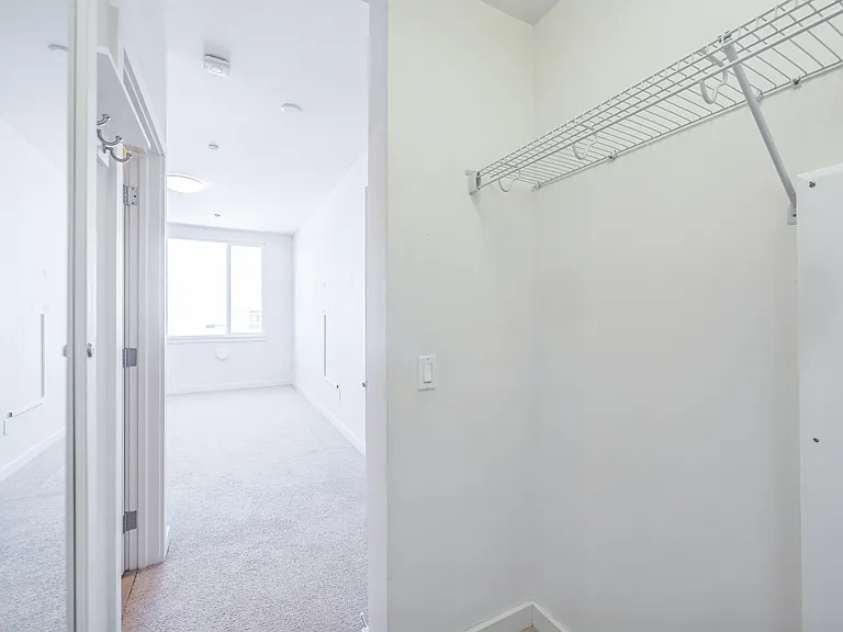 50 Jerrold Ave #305 — Photo 14