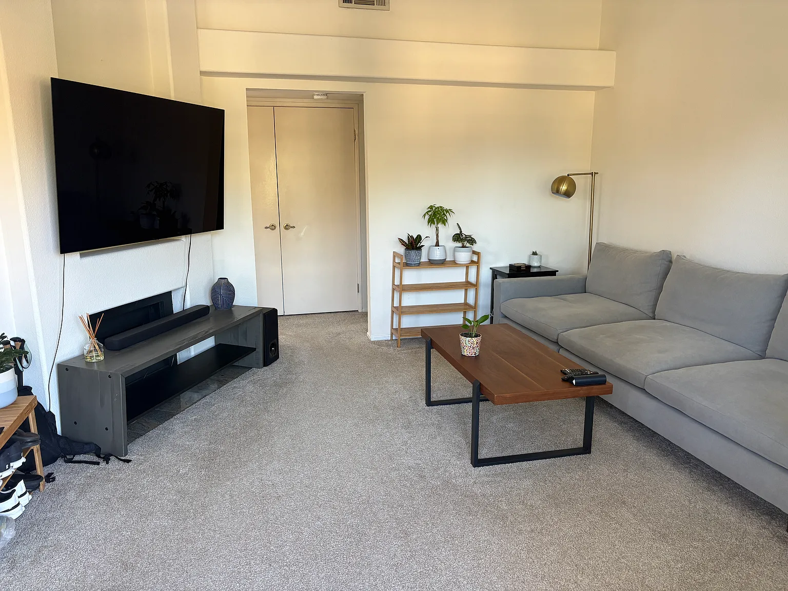 2 bed, 1032 sqft, $3,350 — Photo 4