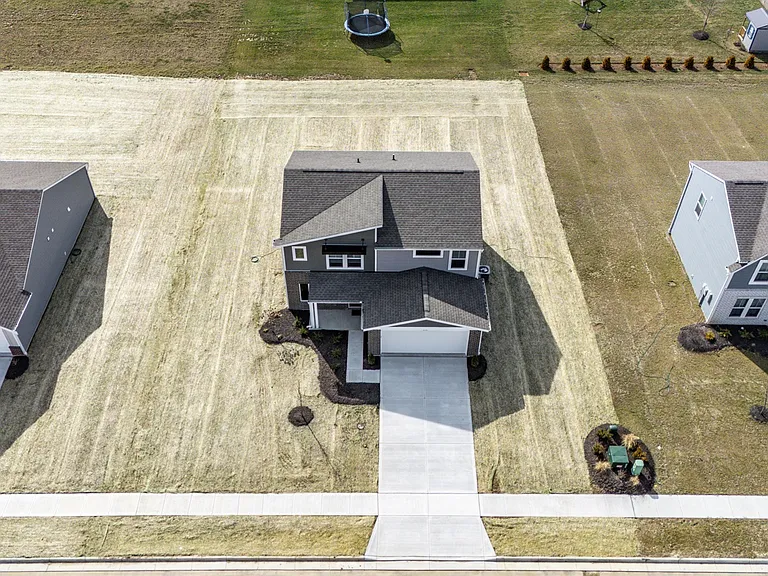 Quail Hollow Dr — Photo 8