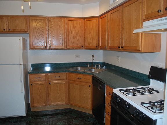 3rd image of 140 W Wood St Unit 329