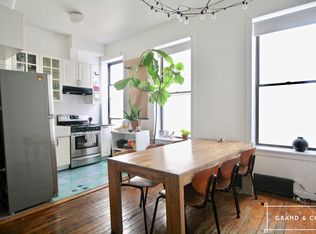 4 Hope St APT 2, Brooklyn, NY 11211