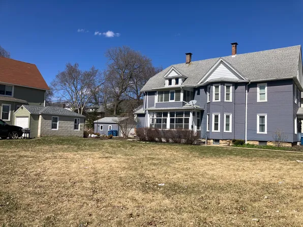 204-8 Wilder St #1W, Aurora, IL 60506