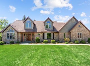 80 Deneveu Cir, Fond Du Lac, WI 54935