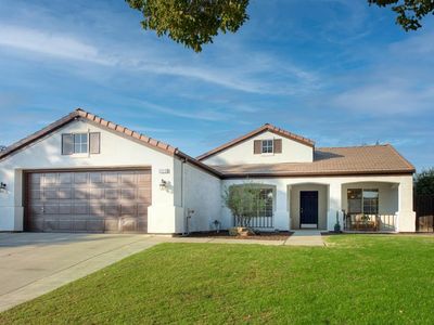 2420 E Fallbrook Ave, Fresno, CA, 93720