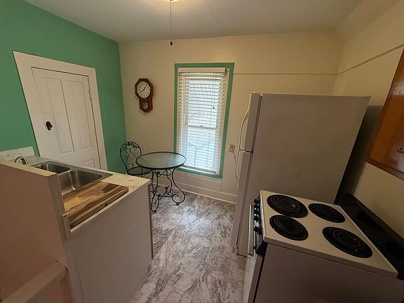 4th image of 318 W Gay St APT B