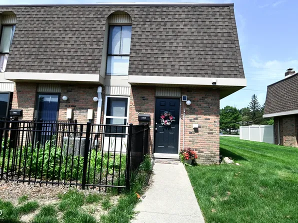 7368 Country Brook Dr #7368, Indianapolis, IN 46260