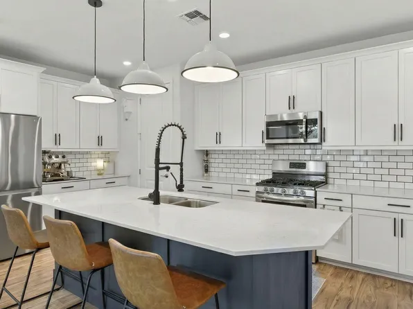 308 W RAINBOW BRIDGE Lane, San Tan Valley, AZ 85140