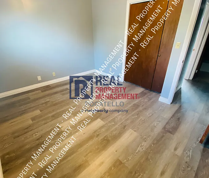 951 Renee Ave — Photo 10