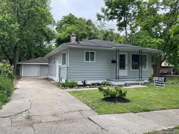 582 2nd Ave, Pontiac, MI 48340