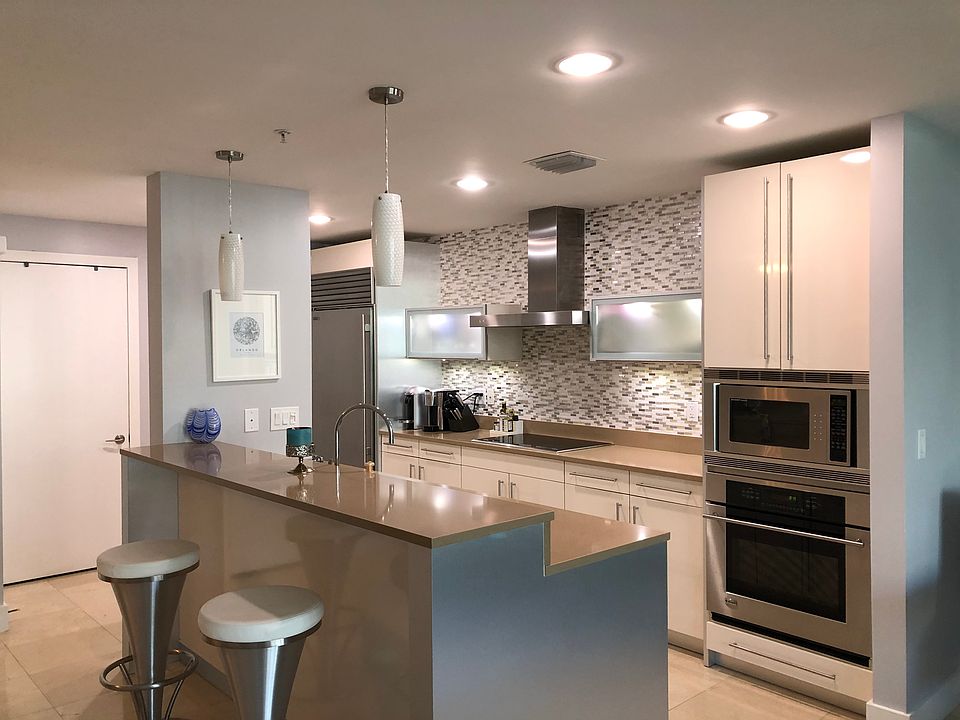 1st image of 260 Osceola Ave #910
