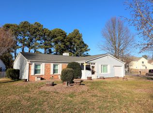 5848 Beechwalk Dr, Virginia Beach, VA 23464
