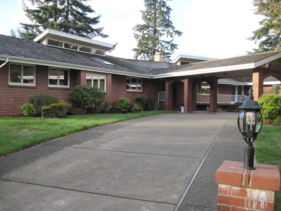 1st image of 2605 Lacrosse Way