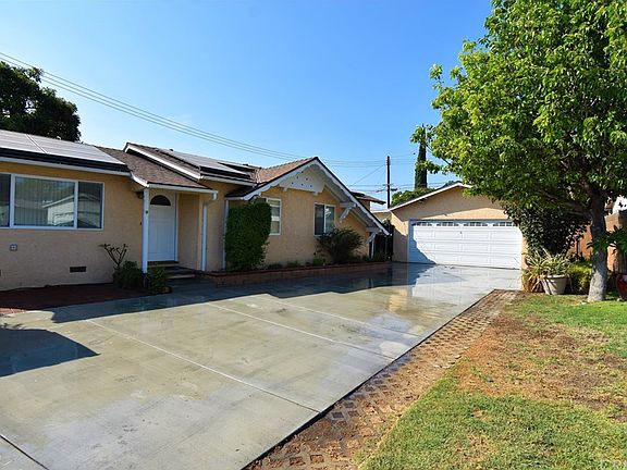 4th image of 14917 Sparrow Dr