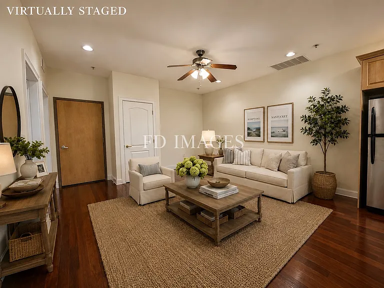 660 Bennington St #2 — Photo 2