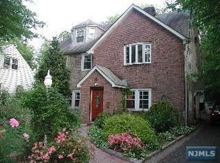 142 Jane St, Englewood, NJ 07631
