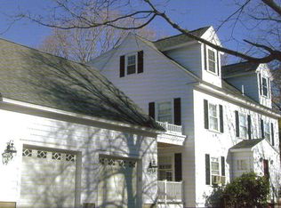 110 Chestnut St, Andover, MA 01810