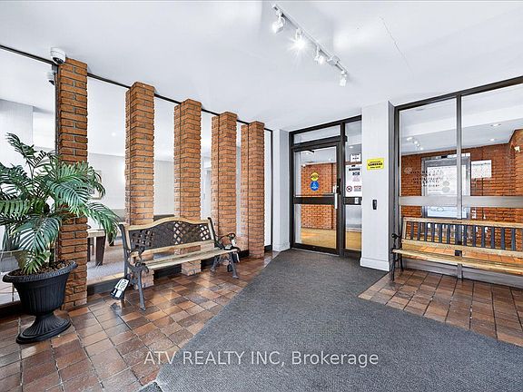 3rd image of 151 La Rose Ave #804