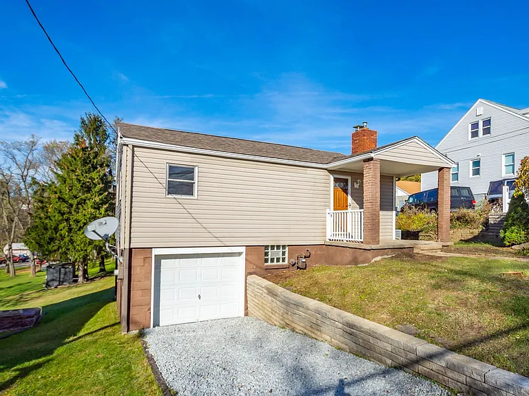 1237 Lebanon School Rd — Photo 9