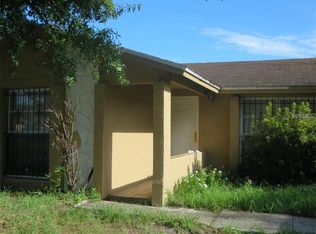 10109 Hunters Point Ct, Tampa, FL 33615