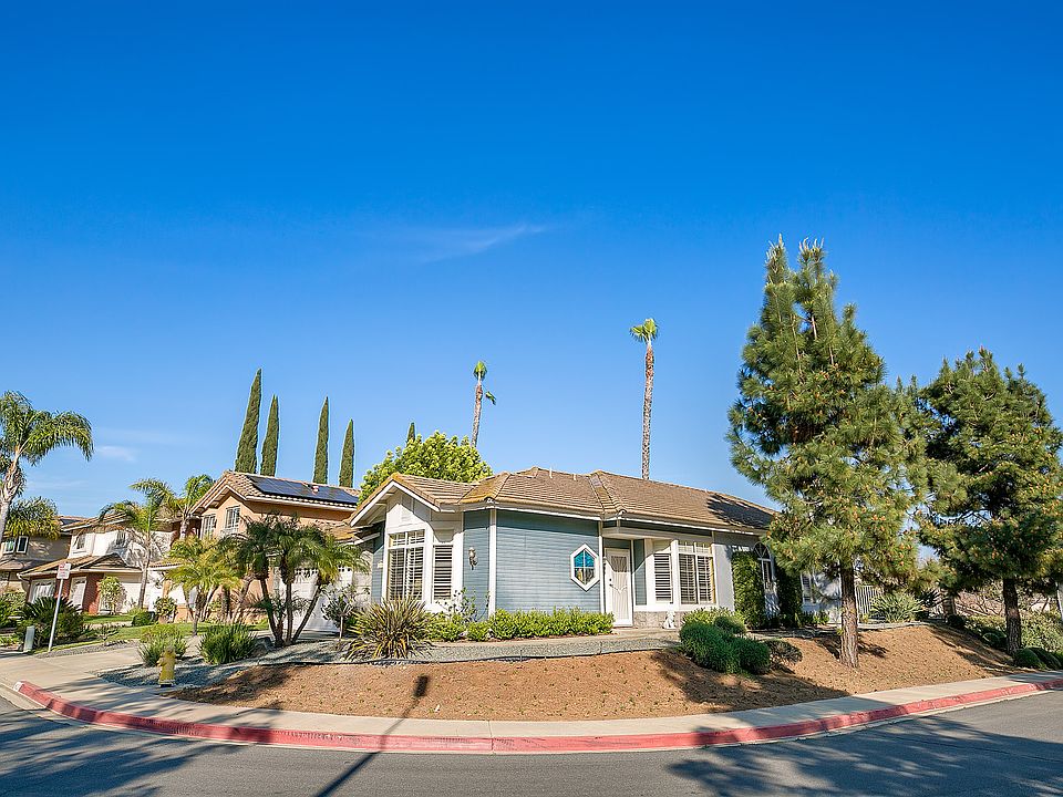 1st image of 18205 High Mesa Ct