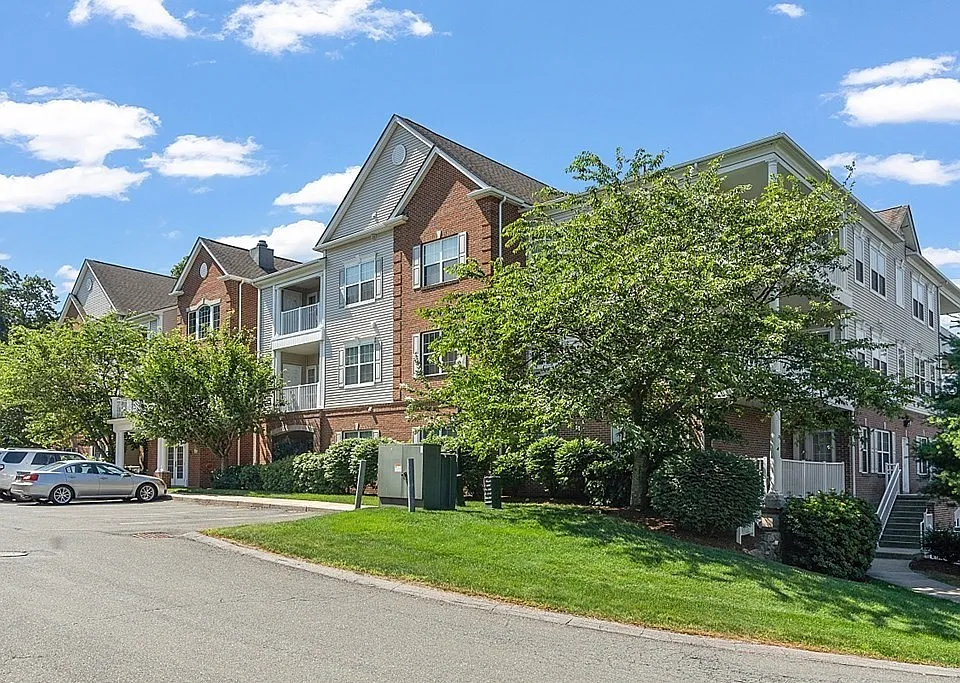 170 Haverhill St #136