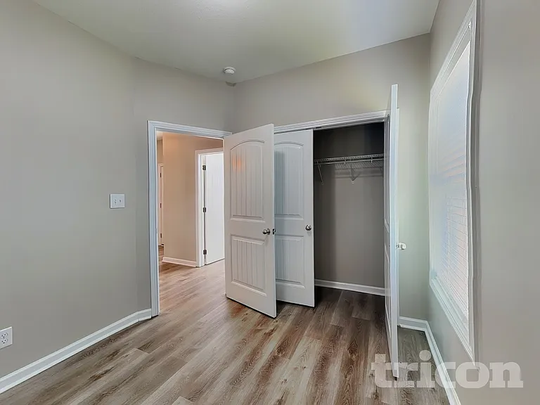 476 Woodtrace Dr — Photo 11