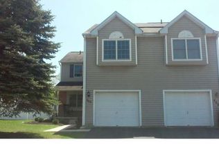 548 Meadow Ln, Pennsburg, PA 18073