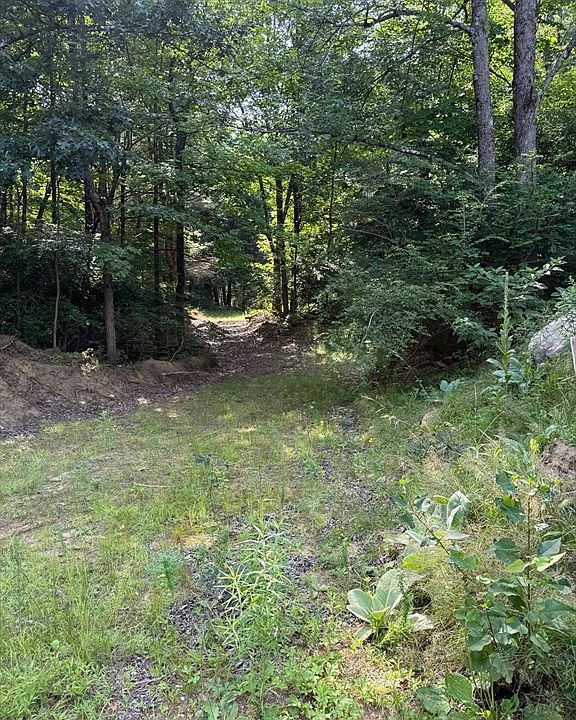 1st image of 293 Warren Rd