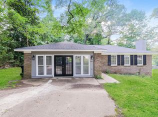 5012 Northcliff Dr, Northport, AL 35473