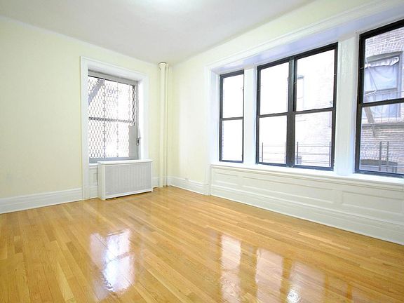 2nd image of 220 W 98th St APT 2J