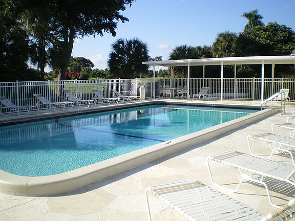 3rd image of 200 Jacaranda Country Club Dr APT C3